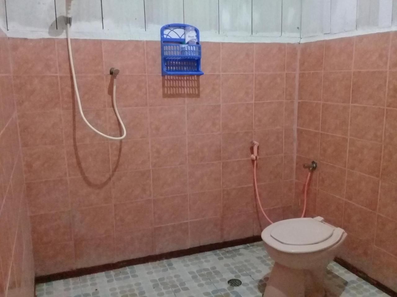 Nusa Nalan Beach Resort Rumah Olat Bagian luar foto