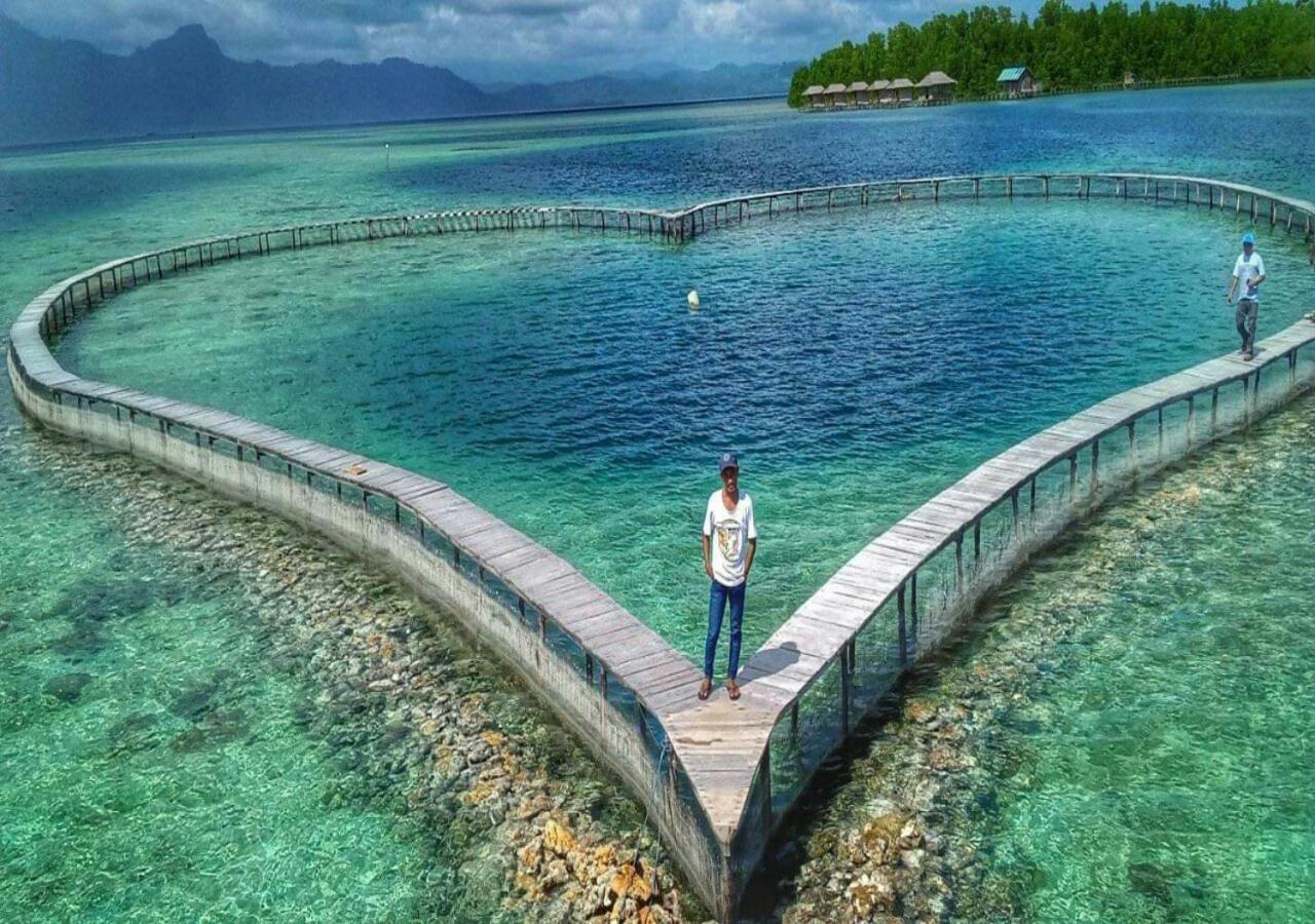 Nusa Nalan Beach Resort Rumah Olat Bagian luar foto